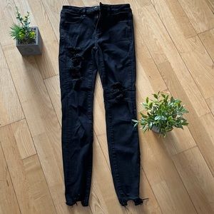 American eagle outfitters black size 4 standard